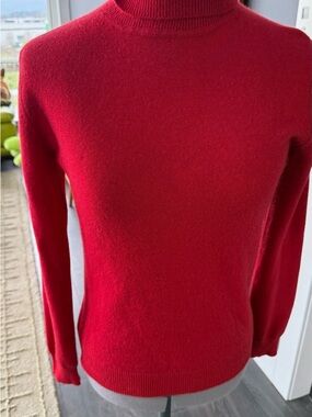 Luxe Black Goat Cashmere Sweater